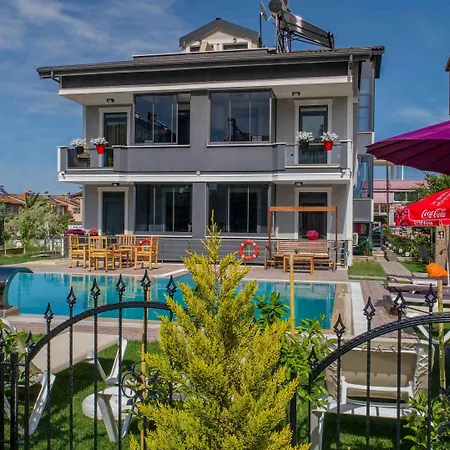 Asil Hotel apartamentowy 4*