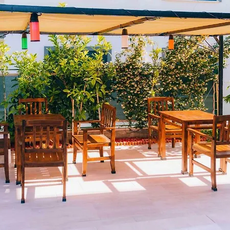 Hotel de apartamente Asil 4*